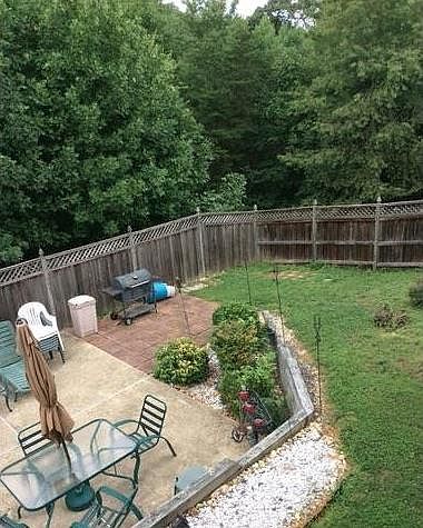 Huge Back Yard