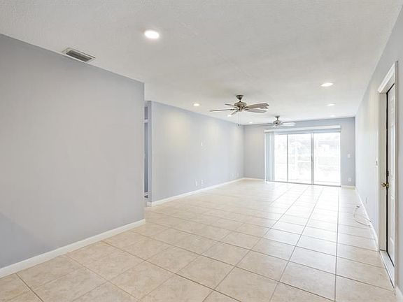 5th image of 1912 Palmland Dr APT D