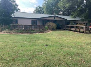 900 Lake Dr, Hornbeak, TN 38232