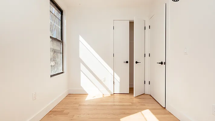 Rented by Nooklyn NYC LLC | media 33