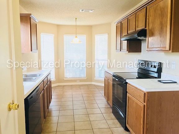 4th image of 4166 N Coral Springs Dr