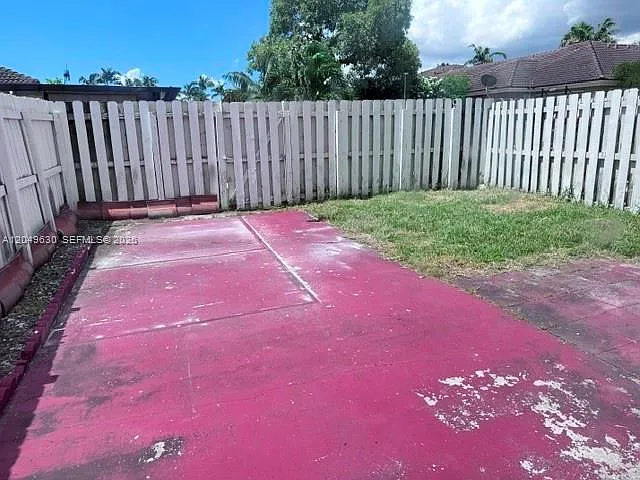11102 SW 236th Ter — Photo 11