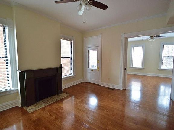 4th image of 53 E Russell St
