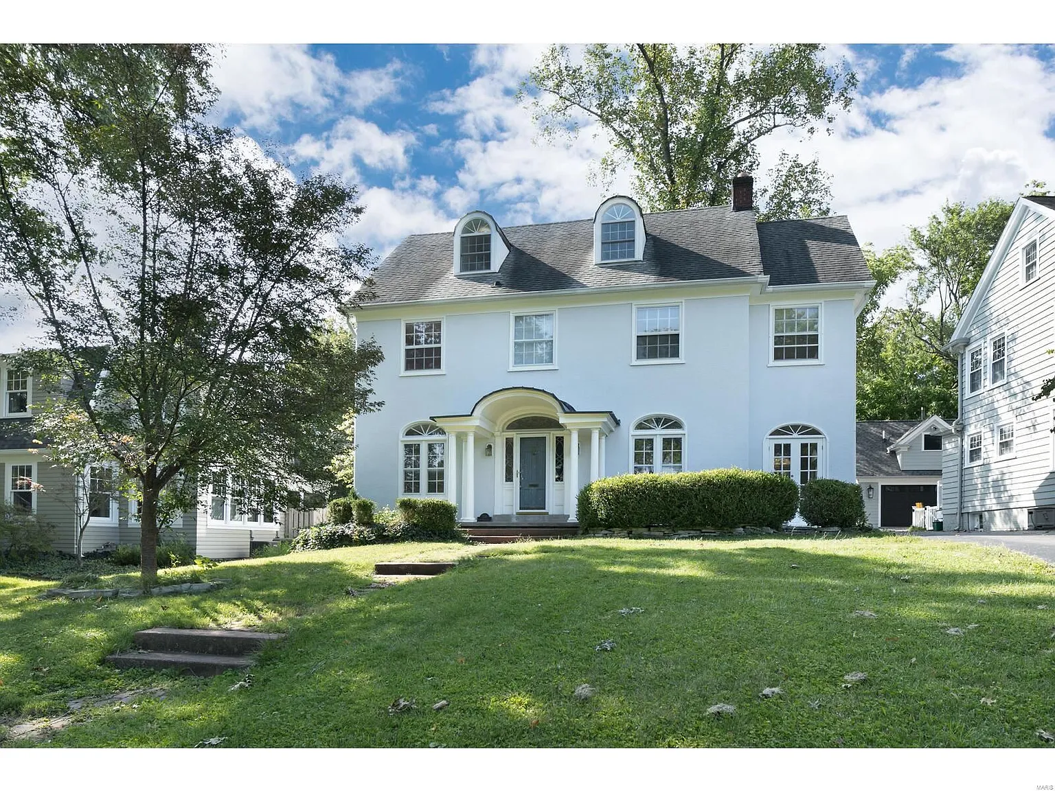 324 Helfenstein Ave photo 1