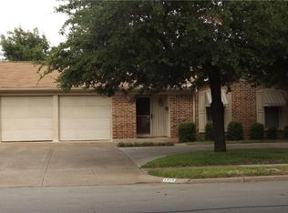 1908 Robinson St, Irving, TX 75060