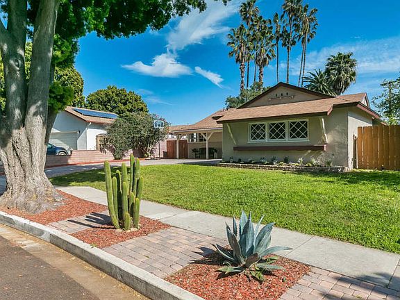 2nd image of 5286 Aurora Dr