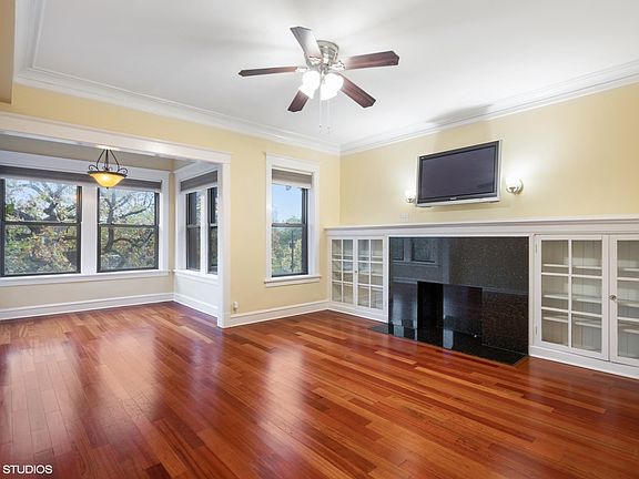 3rd image of 4404 N Malden St #3