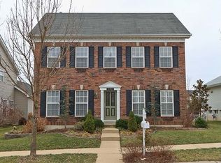646 Covered Bridge Ln, O'Fallon, MO 63368