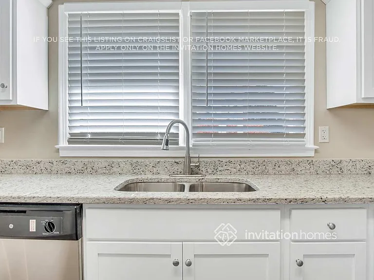 4286 Newton Cir — Photo 12