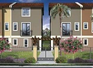 14707 Sherman Way, Van Nuys, CA 91405