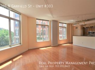 1205 N Garfield St APT 303, Arlington, VA 22201
