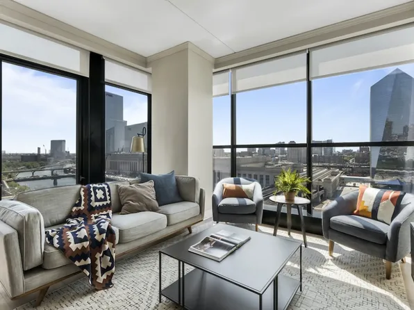 Riverwalk North Tower