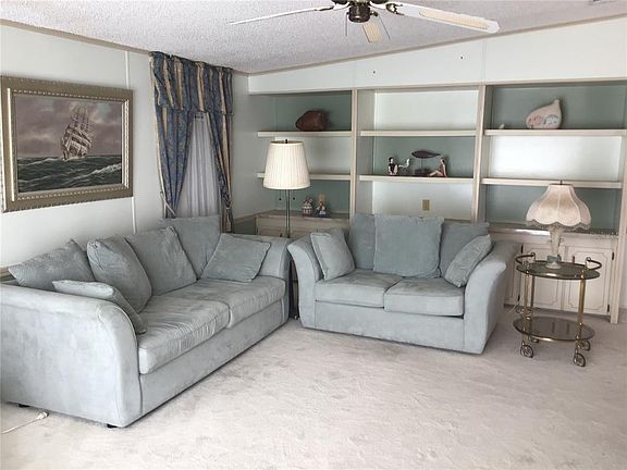 2nd image of 6276 Oriole Blvd