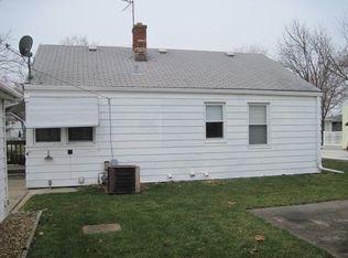 2908 N Victoria Ave, Peoria, IL 61604