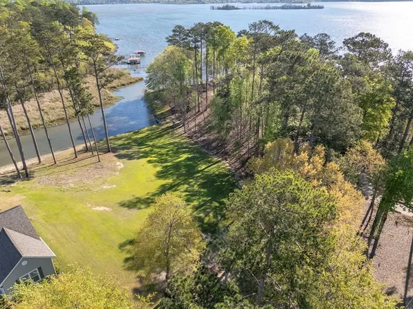 11 Cypress Cove Dr, Eufaula, AL 36027