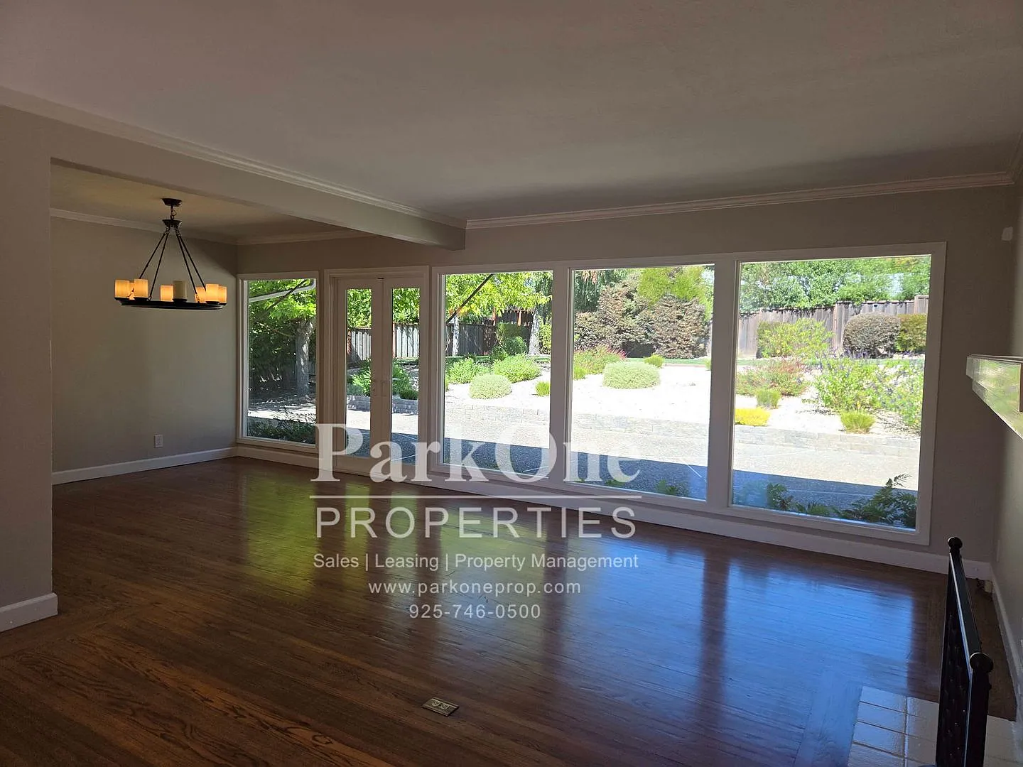 3 Bed 2.5 Bath Home In Orinda with Large Lot — Photo 4