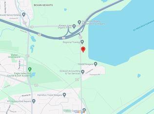 2058 Stanley Ave #3, Niagara Falls, ON L2J0C8