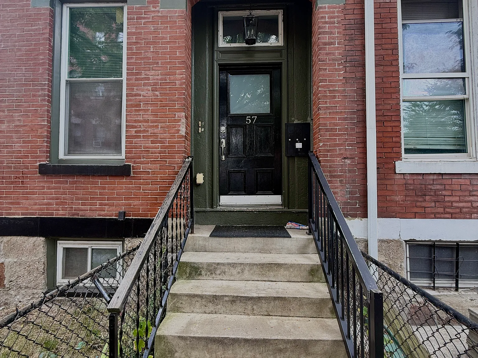 1 bed, 600 sqft, $2,100 — Photo 1