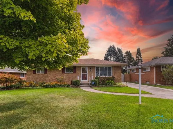 5162 Ketukkee Trl, Toledo, OH 43611