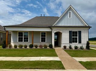 587 Sunflower St, Nesbit, MS 38651