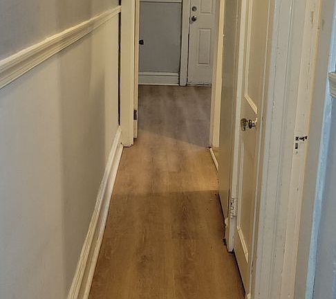 3rd image of 5241 Oxford Ave APT 2