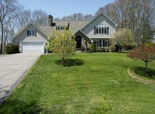 29 Wildflower Dr, Westerly, RI 02891