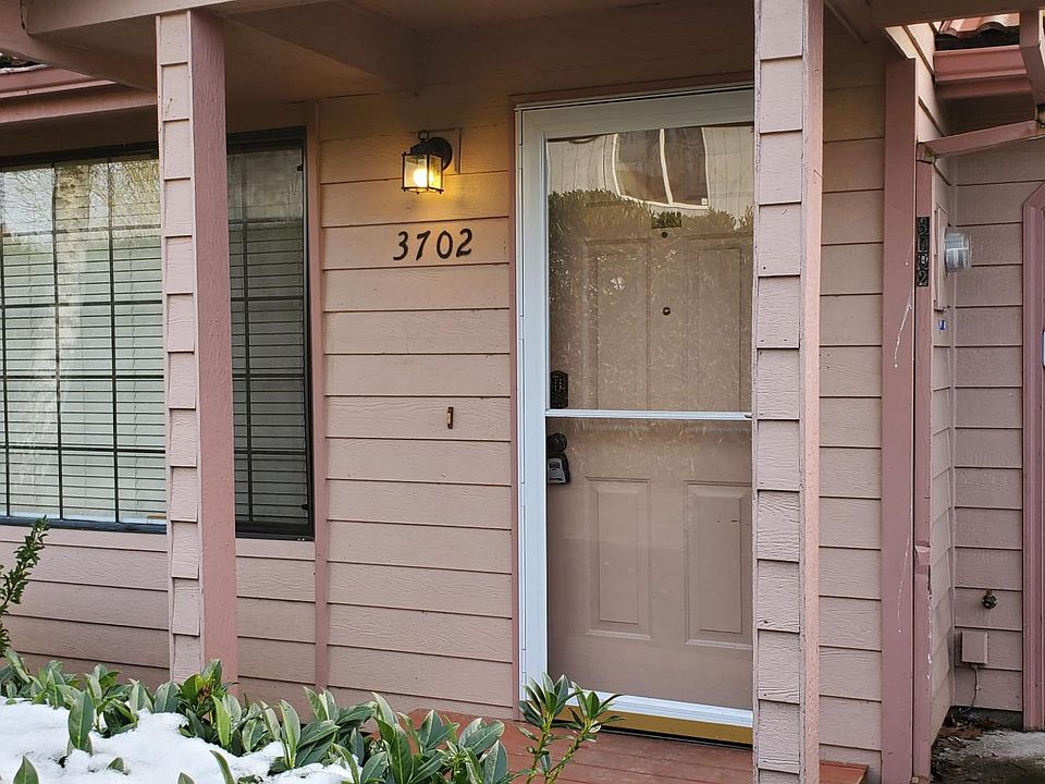 3702 47th Ave NE Salem