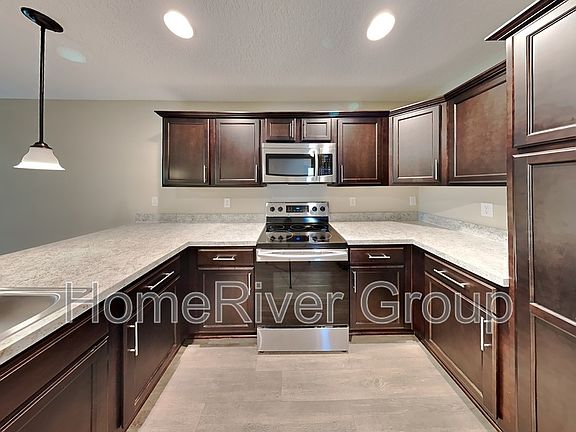 5th image of 5127 Park St
