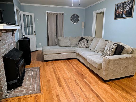 5th image of 1011 Westview Dr