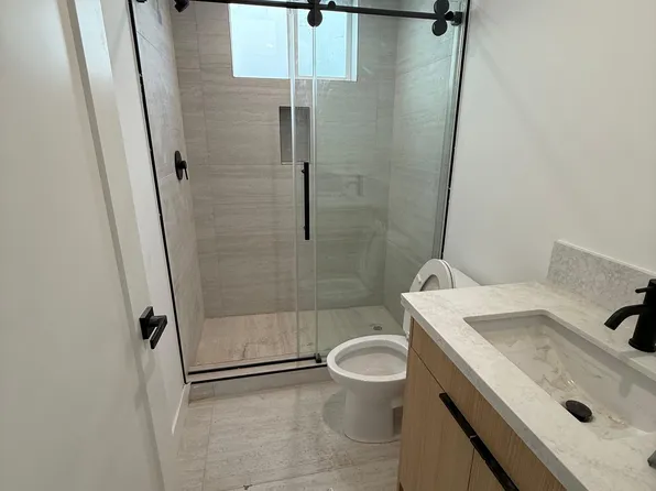 11530 Emelita St #11530, North Hollywood, CA 91601