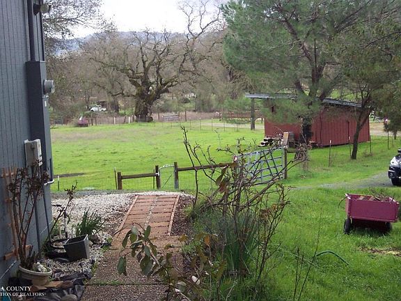 5th image of 18489 Oak Flat Ln