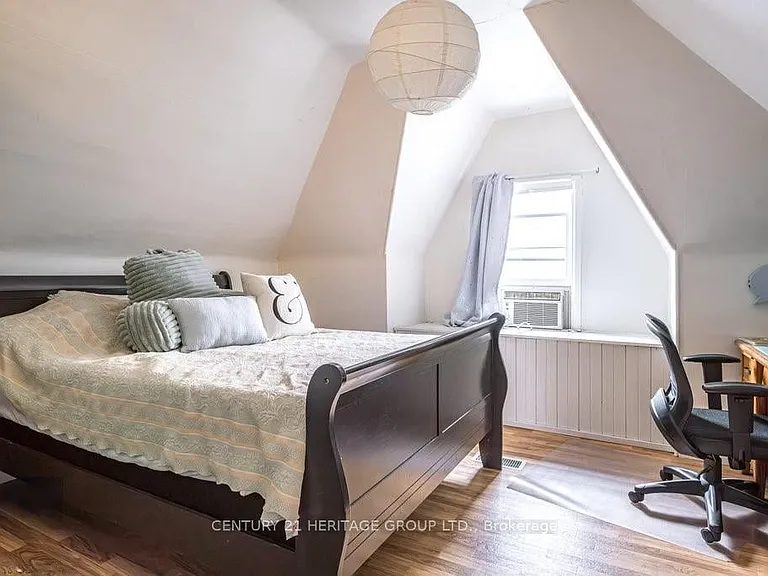 1125 Cannon St E — Photo 8