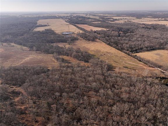 3rd image of 21775 S 725th Rd