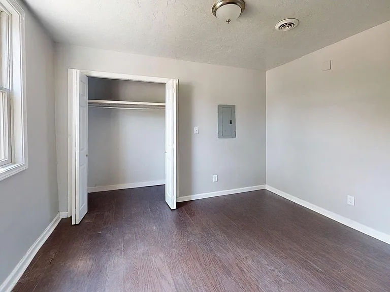 7023 Clark Ave — Photo 29