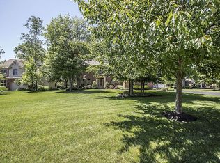 701 Pilcher Ct, Powell, OH