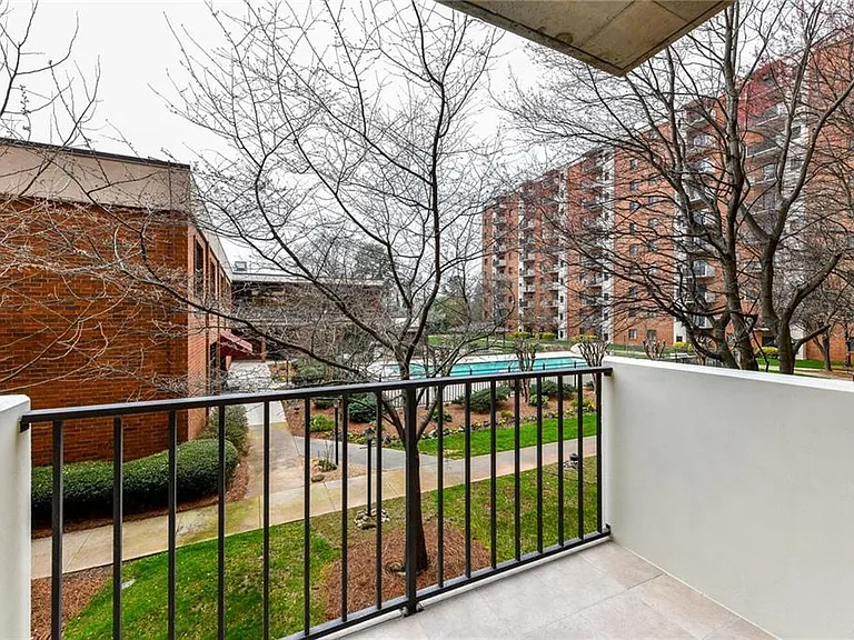 300 Johnson Ferry Rd #A210 — Photo 17