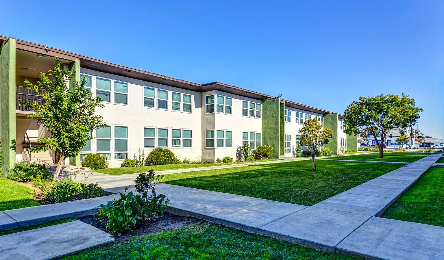 Brookshire Apts — Photo 3