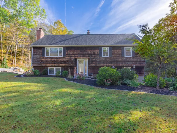 122 Strongtown Road, Southbury, CT 06488