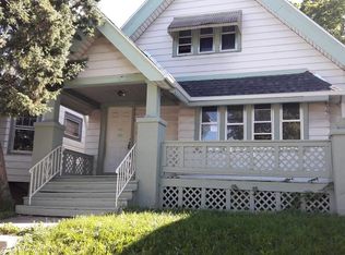 2152 N 41st St #1, Milwaukee, WI 53208