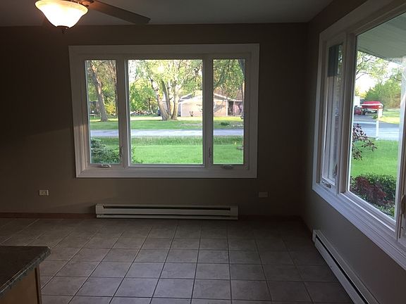 3rd image of 16431 88th Ave