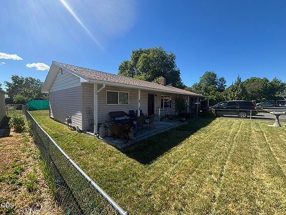 4th image of 4810 Derby Pl