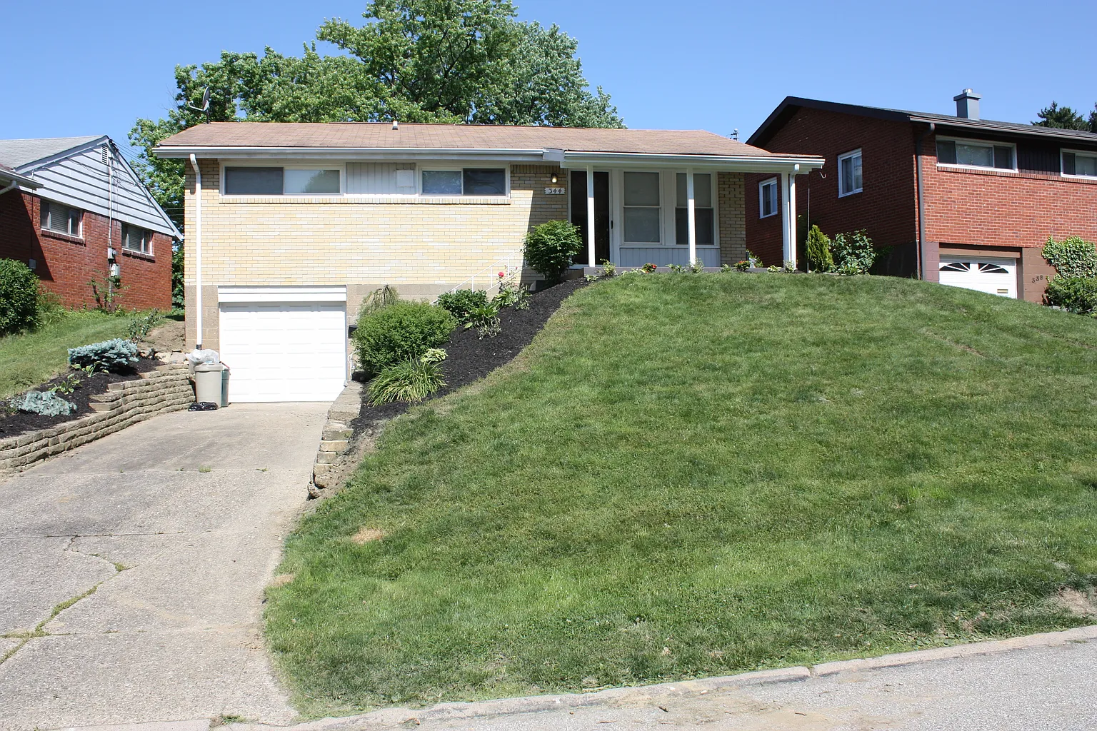 344 Ryan Dr photo 1