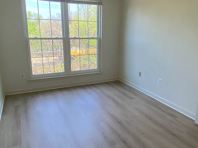 Second bedroom with lots of sunlight