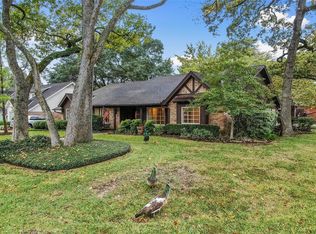 427 Ashford Forest Dr, Houston, TX 77079