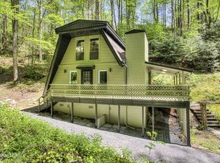 314 Bruce Rd, Gatlinburg, TN 37738