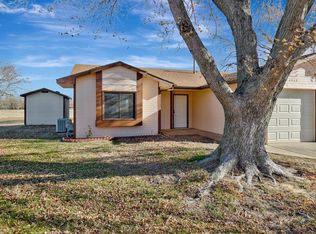 1517 N Smith Cir, Wichita, KS 67212