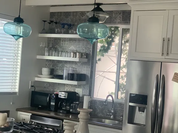 127 31st St, Hermosa Beach, CA 90254