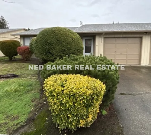 3880 Auburn Rd NE Photo 1