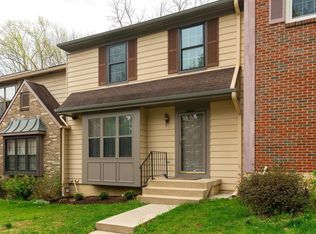 10225 Scarborough Commons Ct, Burke, VA 22015