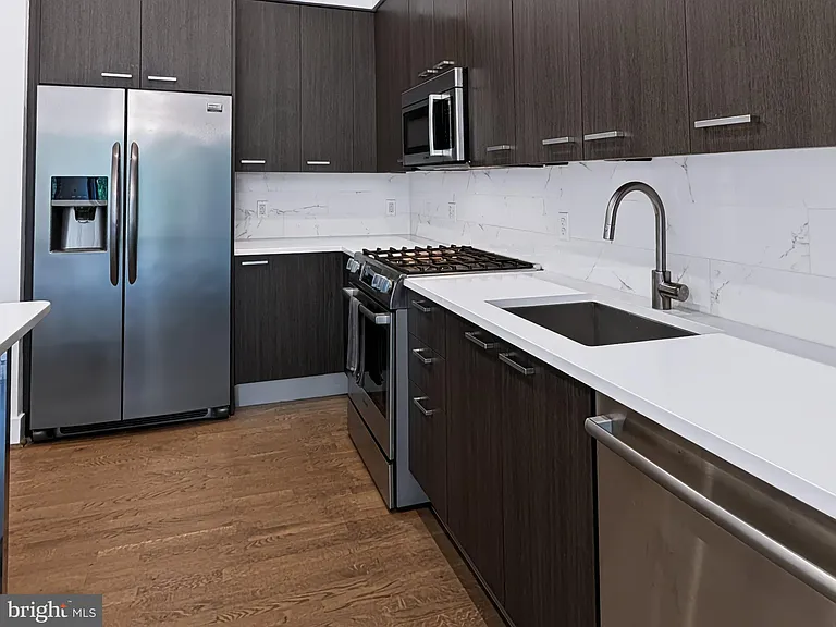525 Water St SW #324 — Photo 8